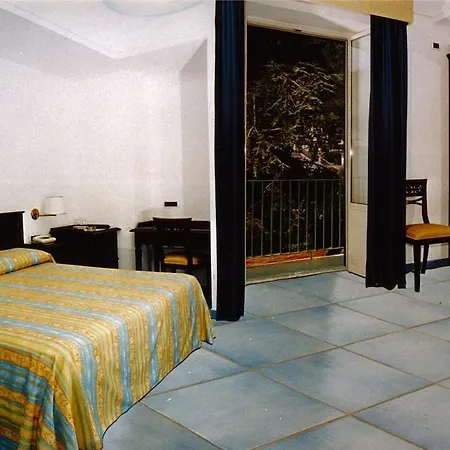 Hotel Ciccio 3*